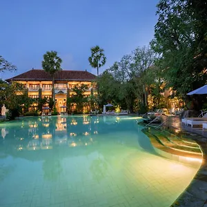 3* Otel Kumala Pantai